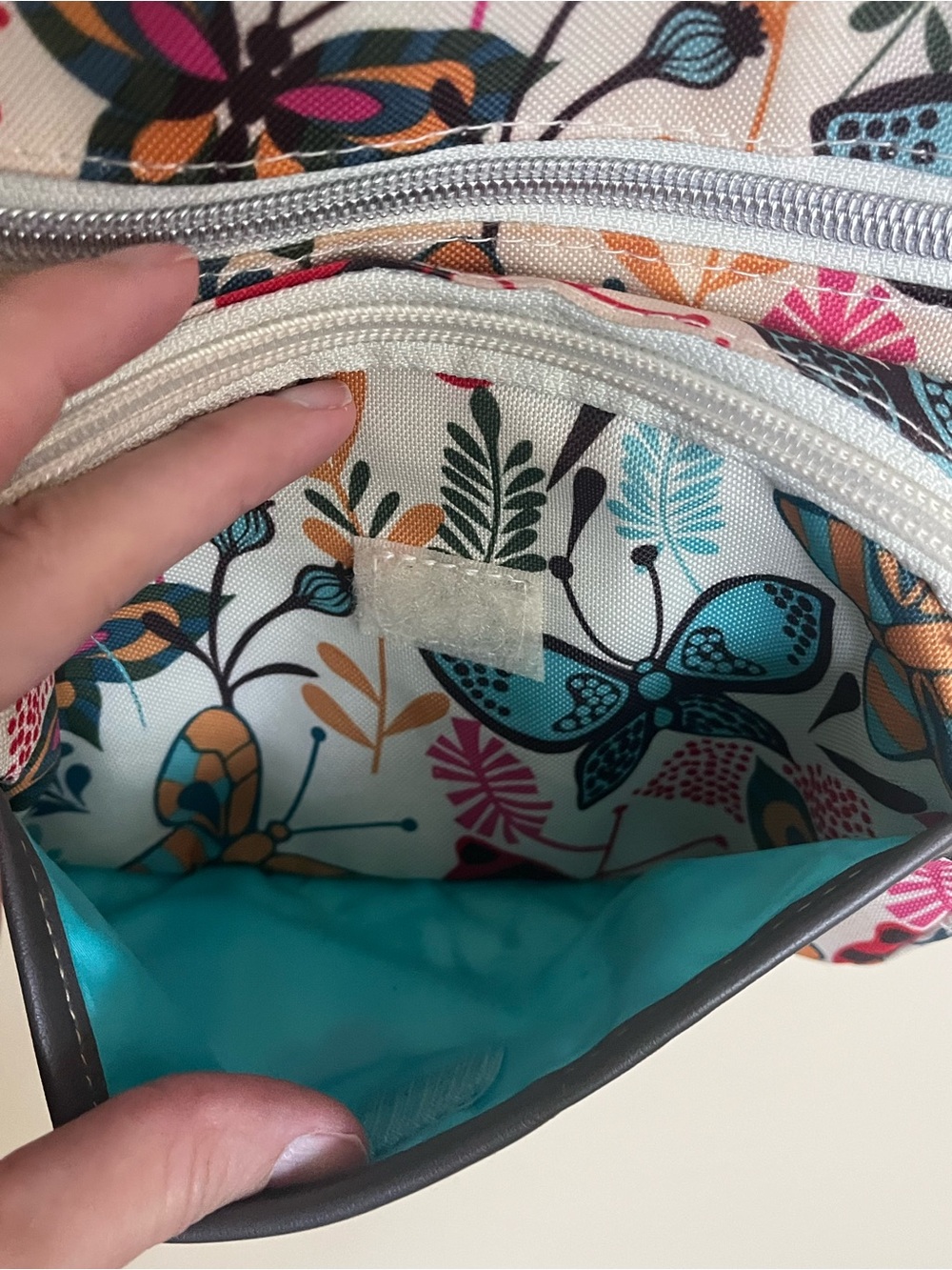 Lily Bloom Crossbody Bag - Picture 5 of 11